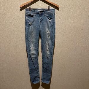 Levi’s 711 Distressed Women’s Skinny Jeans Size 25